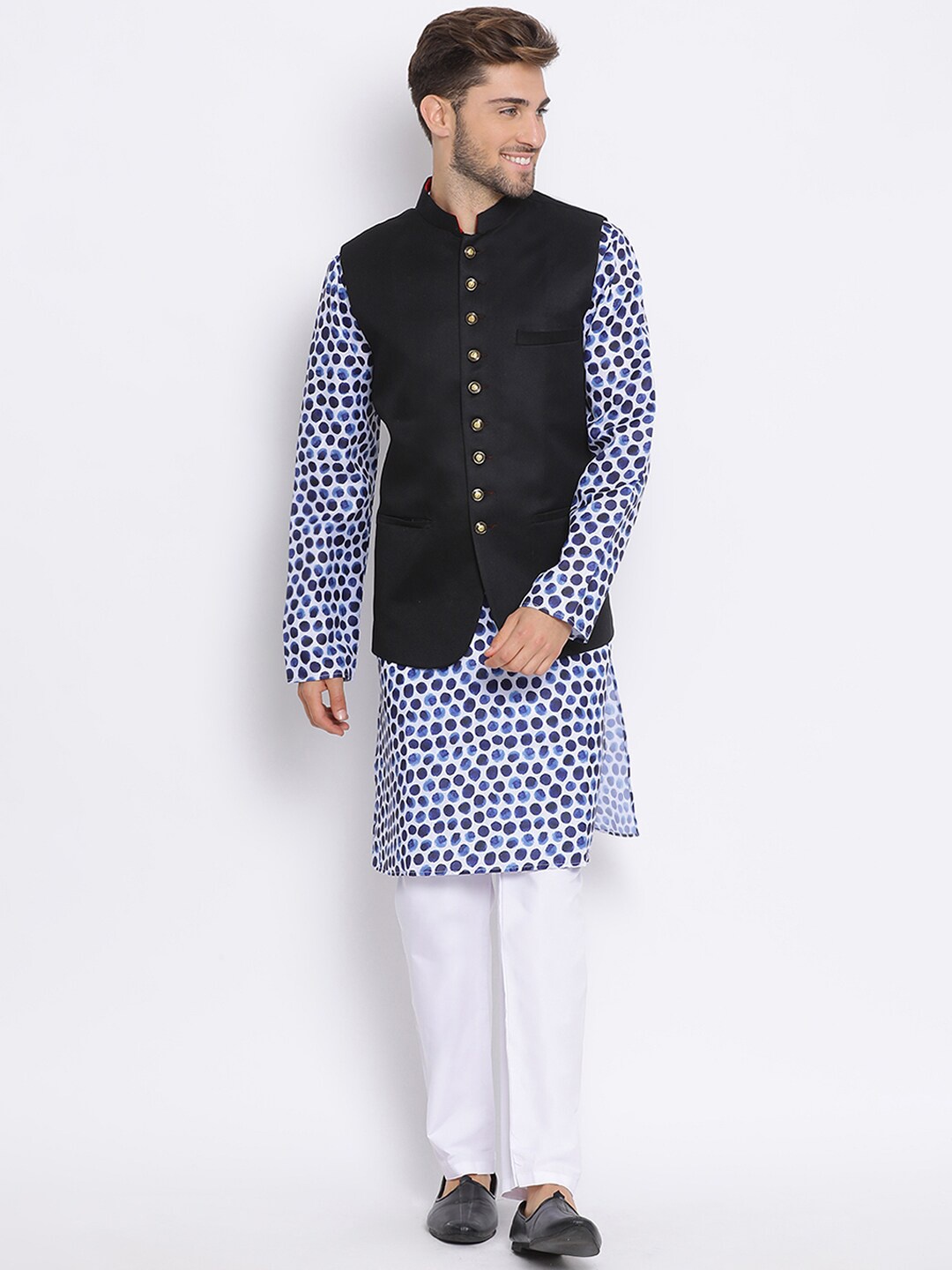 

hangup trend Men Mandarin Collar Printed Kurta & Pyjamas With Nehru jacket, Black