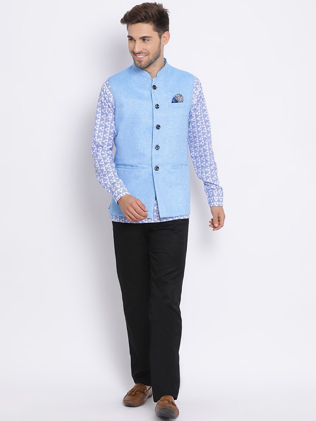 

Hangup Men Geometric Printed Kurta with Trousers & Nehru Jacket, Blue
