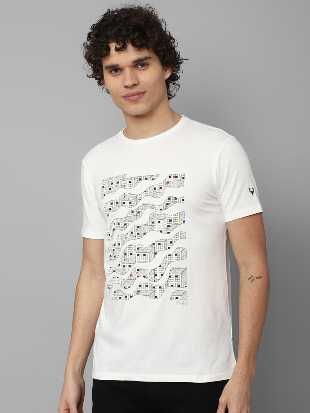 

Allen Solly Men Round Neck Printed Cotton T-shirt, Cream