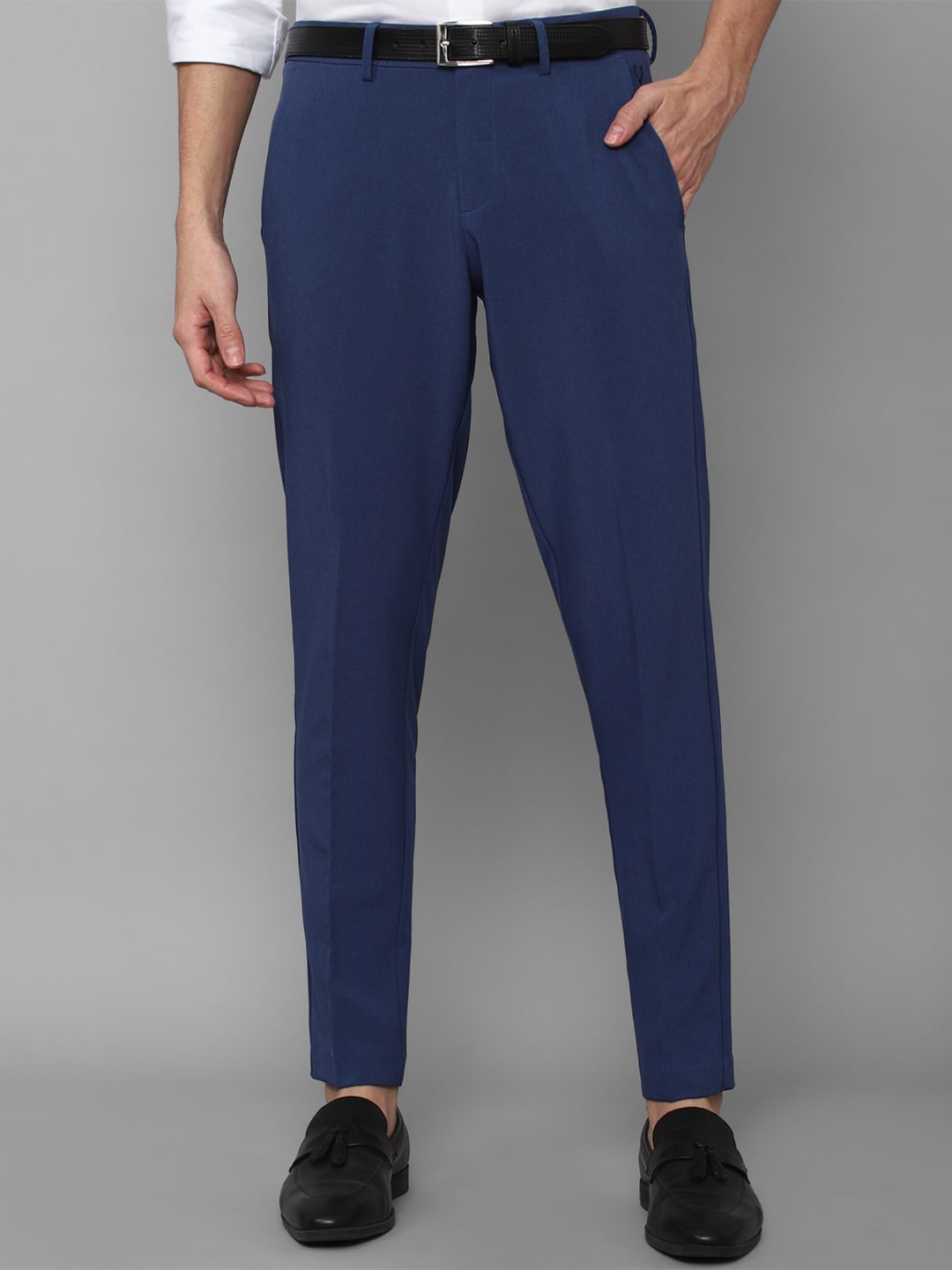 

Allen Solly Men Slim Fit Regular Trousers, Blue
