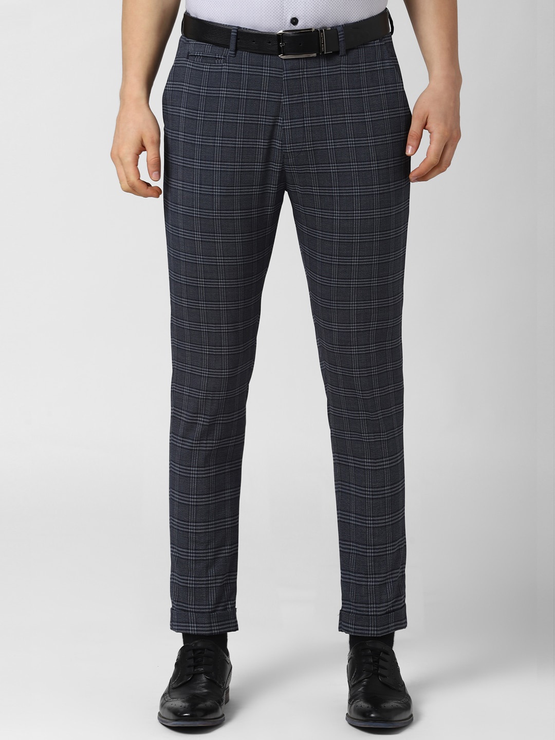 

Peter England Men Checked Slim Fit Trousers, Navy blue