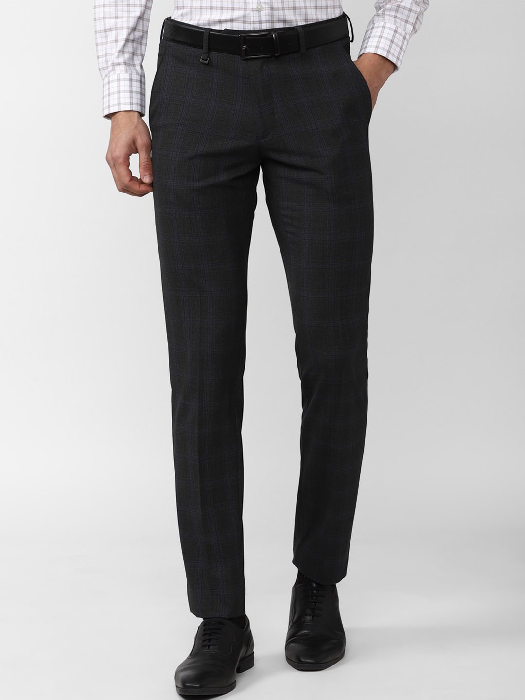

Van Heusen Men Checked Slim Fit Formal Trousers, Black