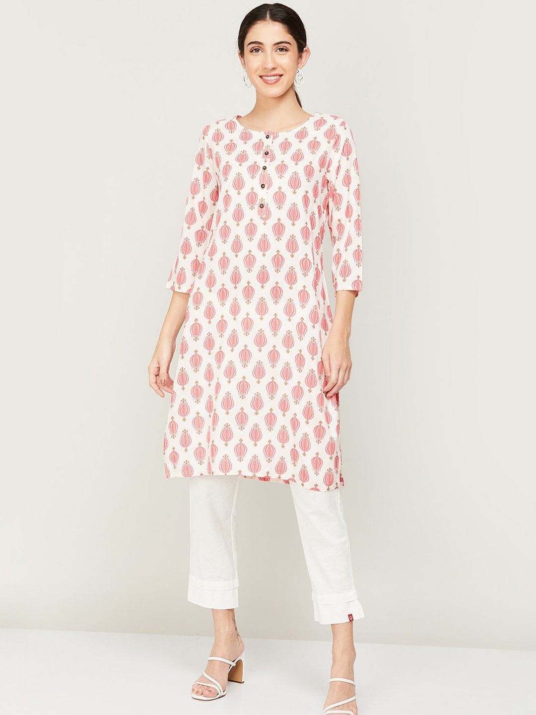 

Melange by Lifestyle Women Ethnic Motifs Printed Kurta, Pink