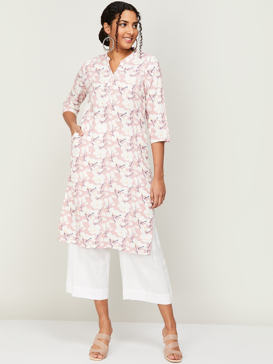 

Melange by Lifestyle Women Floral Printed Kurta, Pink