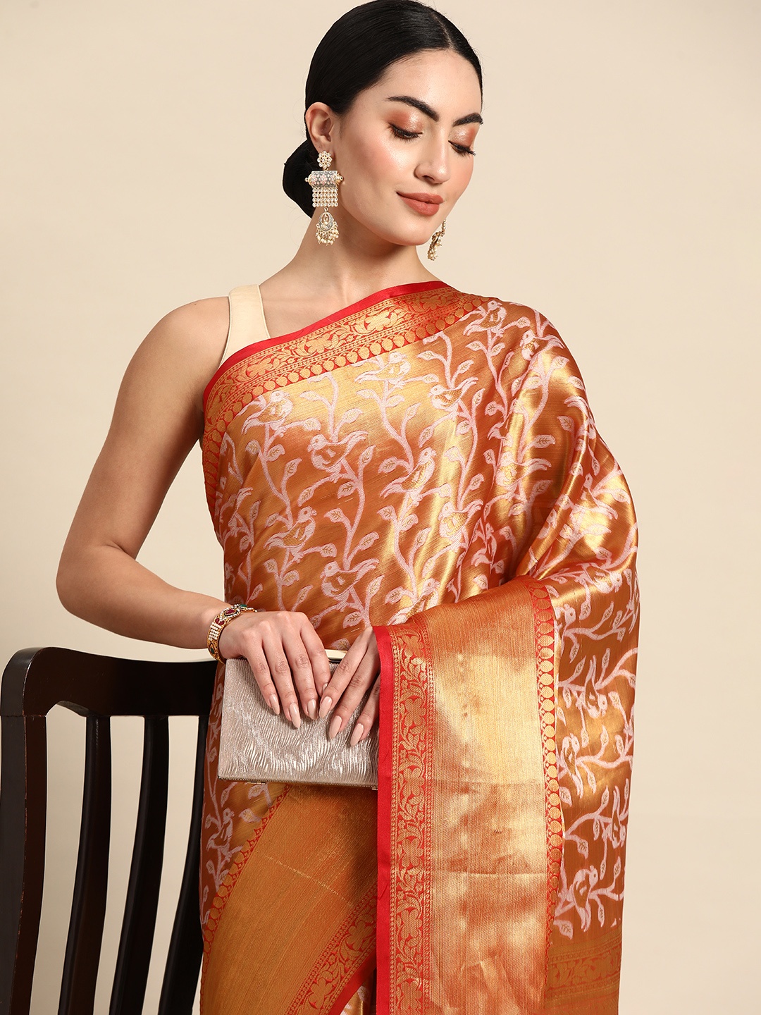 

Anouk Floral Zari Silk Blend Kanjeevaram Saree, Red