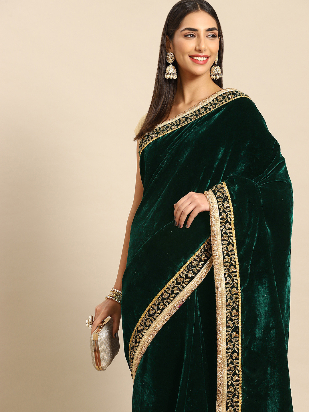 

Anouk Sequinned Velvet Saree, Green