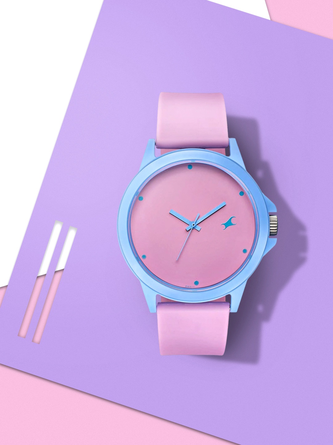 

Fastrack Tees New Year Polycarbonate Analogue Watch 38024PP66W, Pink