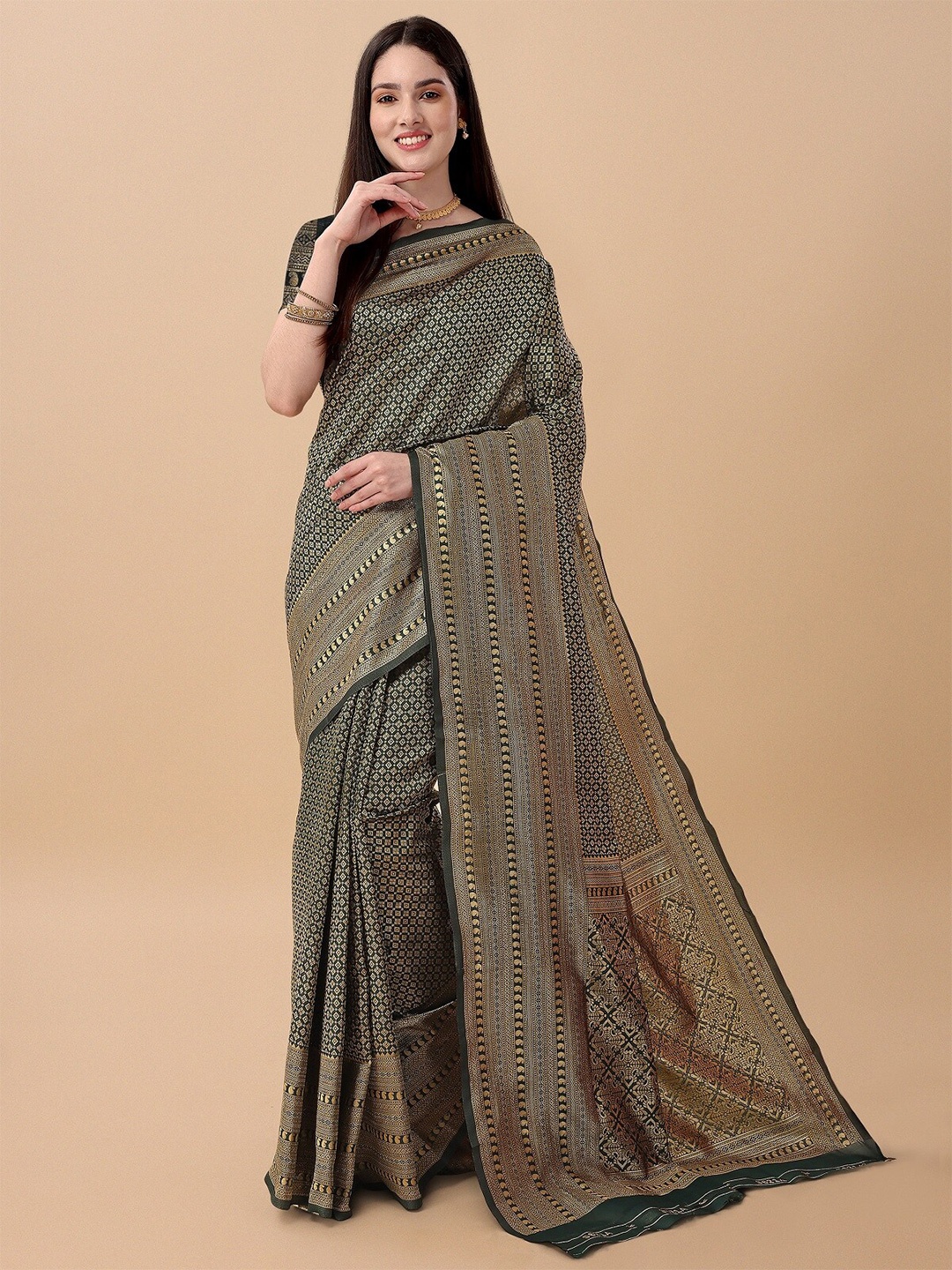 

ZIKARAA Ethnic Motifs Zari Pure Silk Banarasi Saree, Green