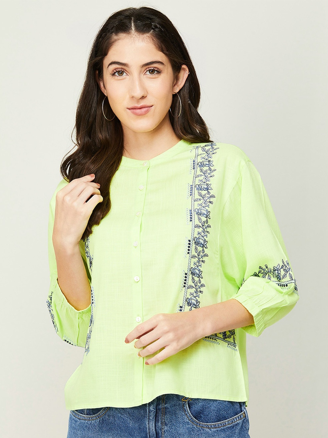 

Fame Forever by Lifestyle Floral Printed Mandarin Collar Shirt Style Top, Green