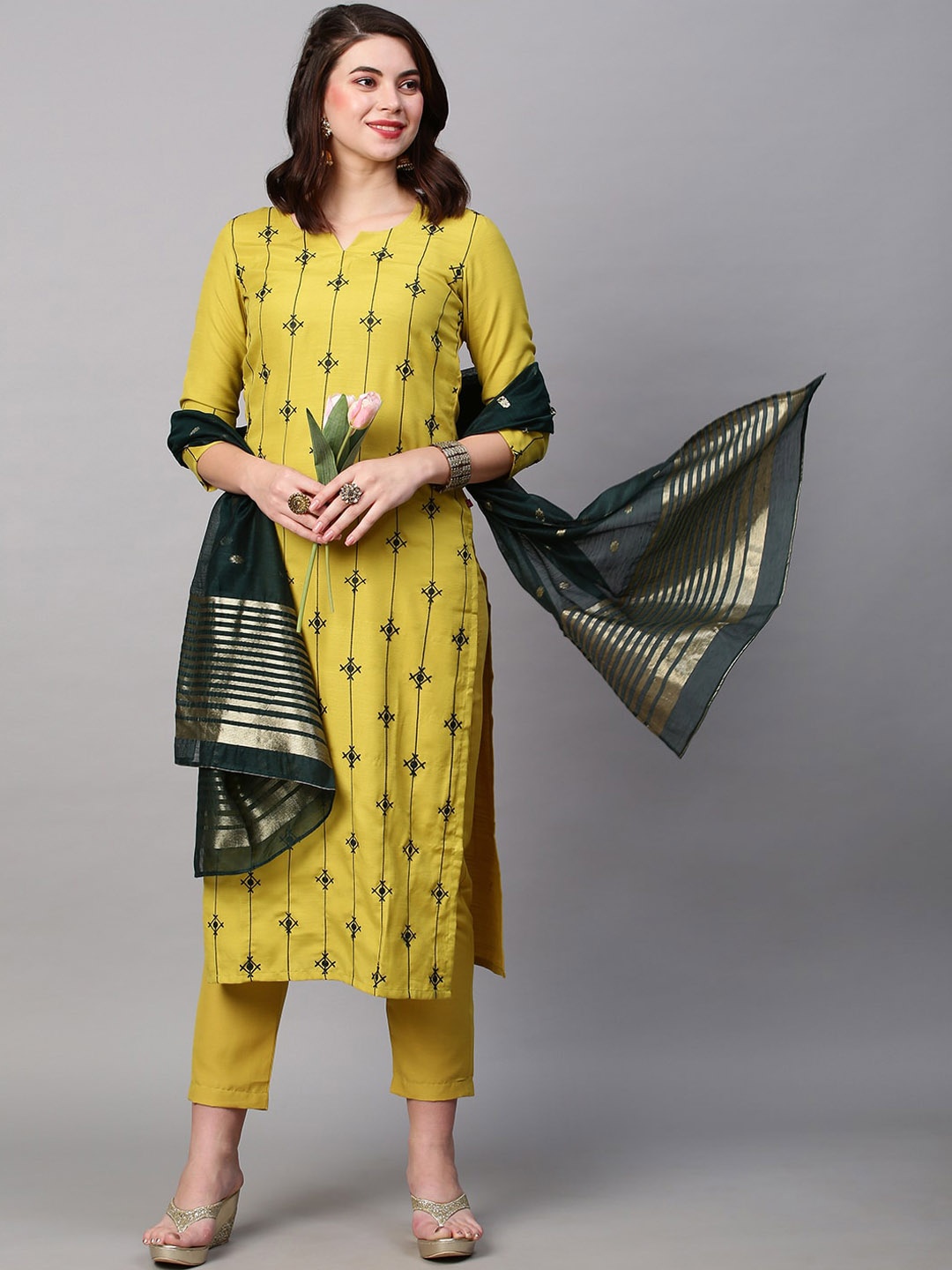 

KALINI Women Printed Kurta With Trousers & Dupatta, Yellow