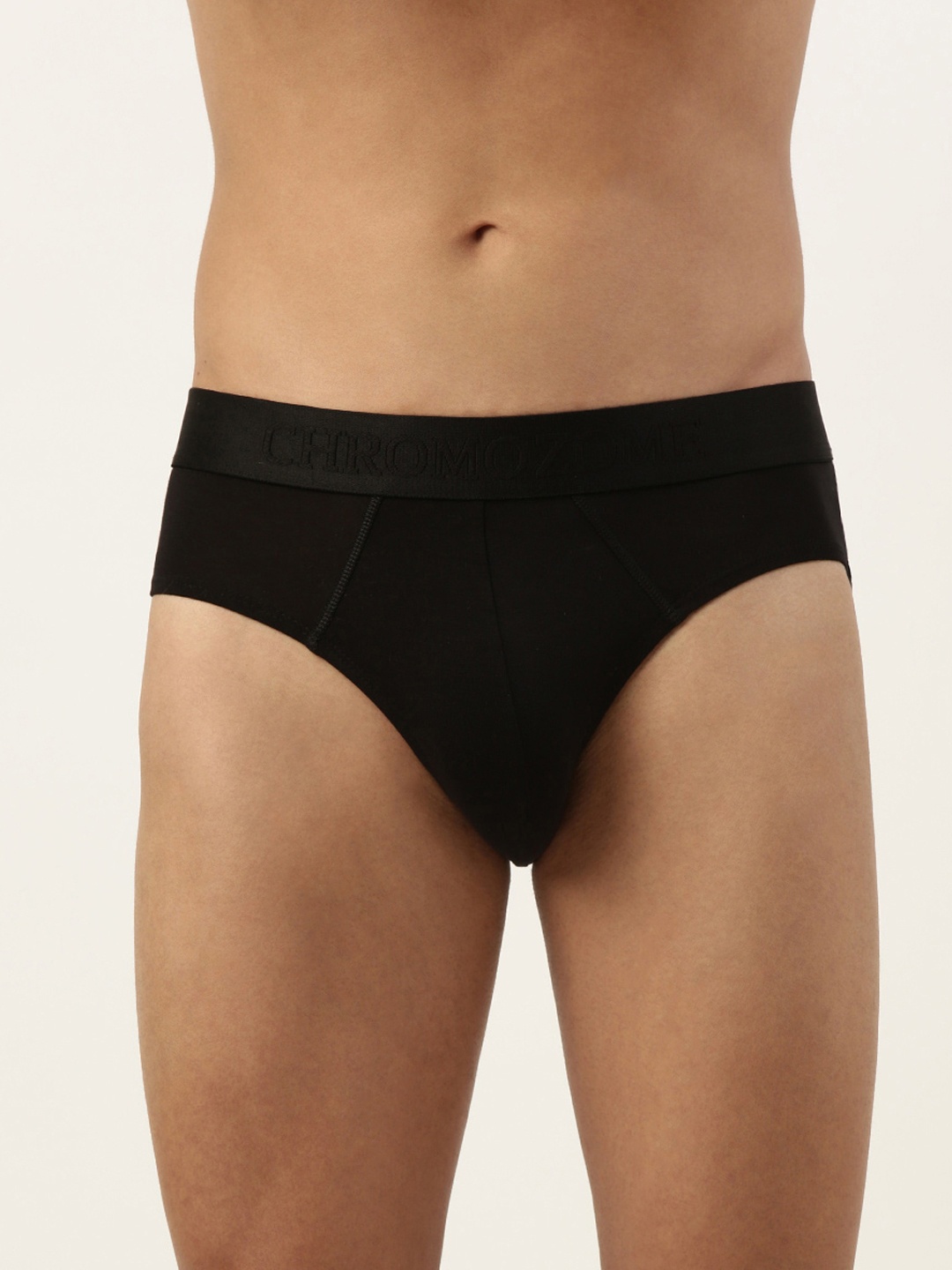 

Chromozome Men Solid Ultra-Premium Micro-Modal Basic Briefs 8902733627313, Black