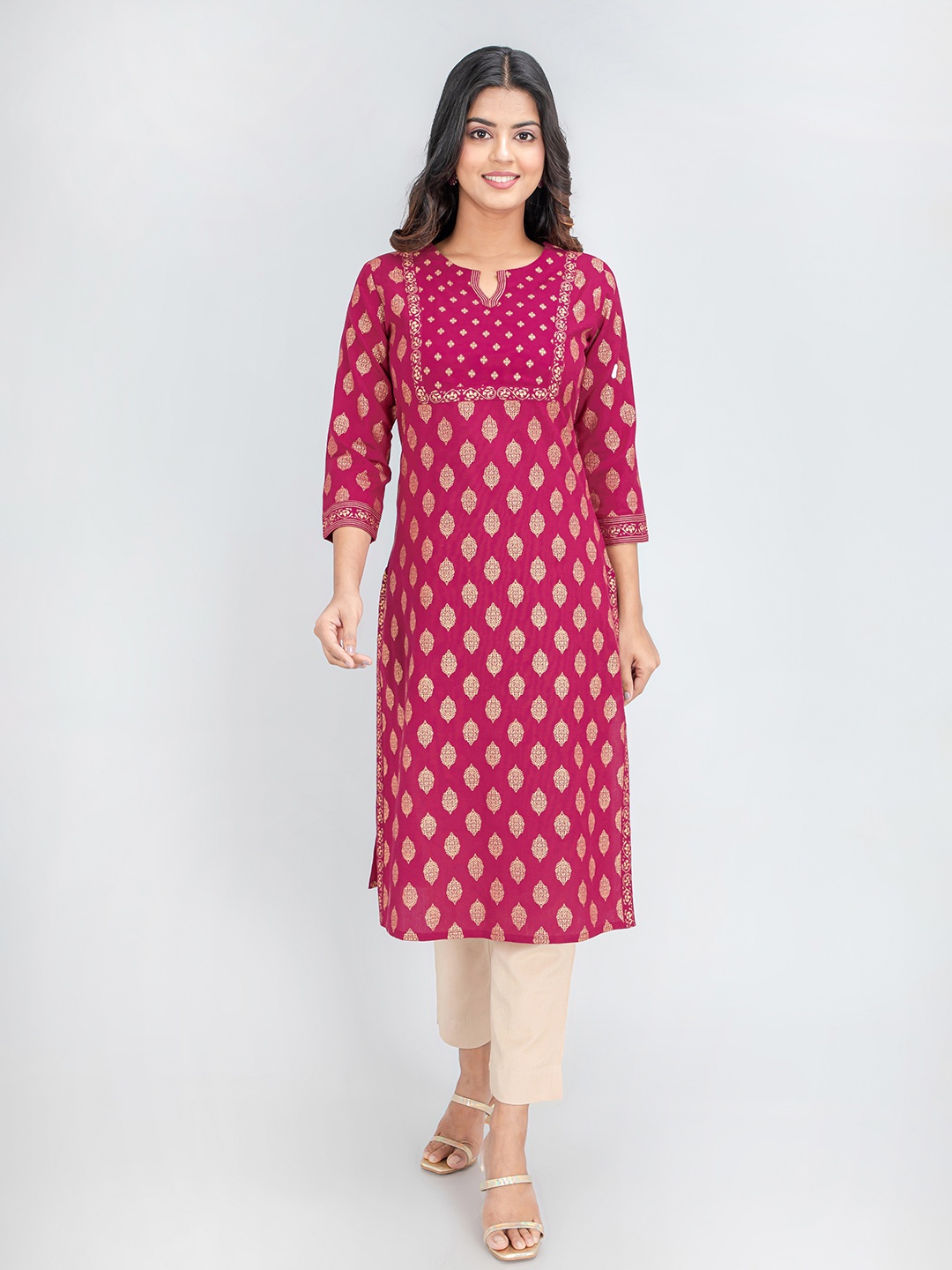 

SUTI Women Ethnic Motifs Printed Kurta, Magenta