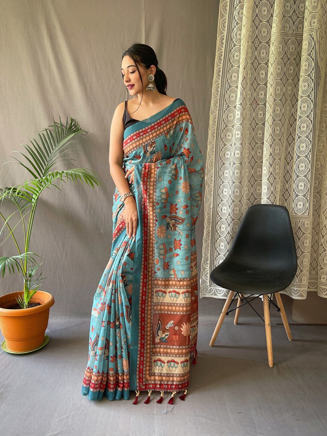 

Exclusiva Kalamkari Pure Cotton Saree, Blue