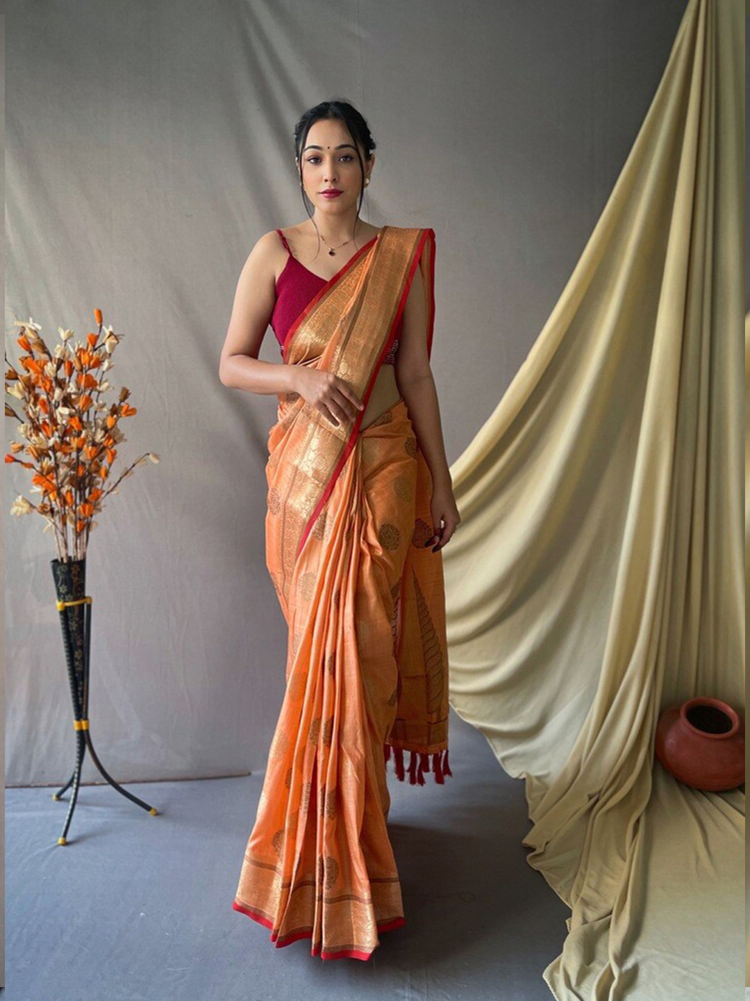 

Exclusiva Ethnic Motifs Zari Pure Cotton Saree, Orange