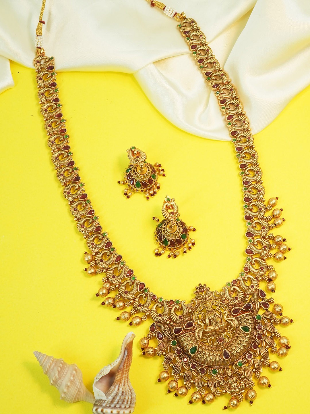 

GRIIHAM Gold-Plated CZ Studded Temple Jewellery Set