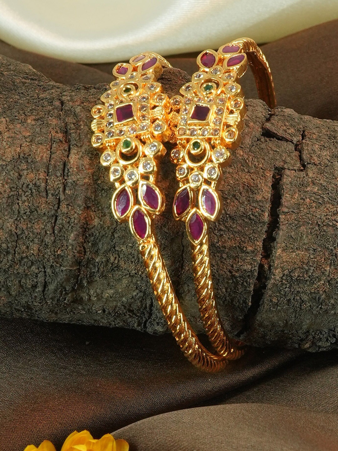 

GRIIHAM Set Of 2 Gold-Plated AD-Studded Bangles, Pink