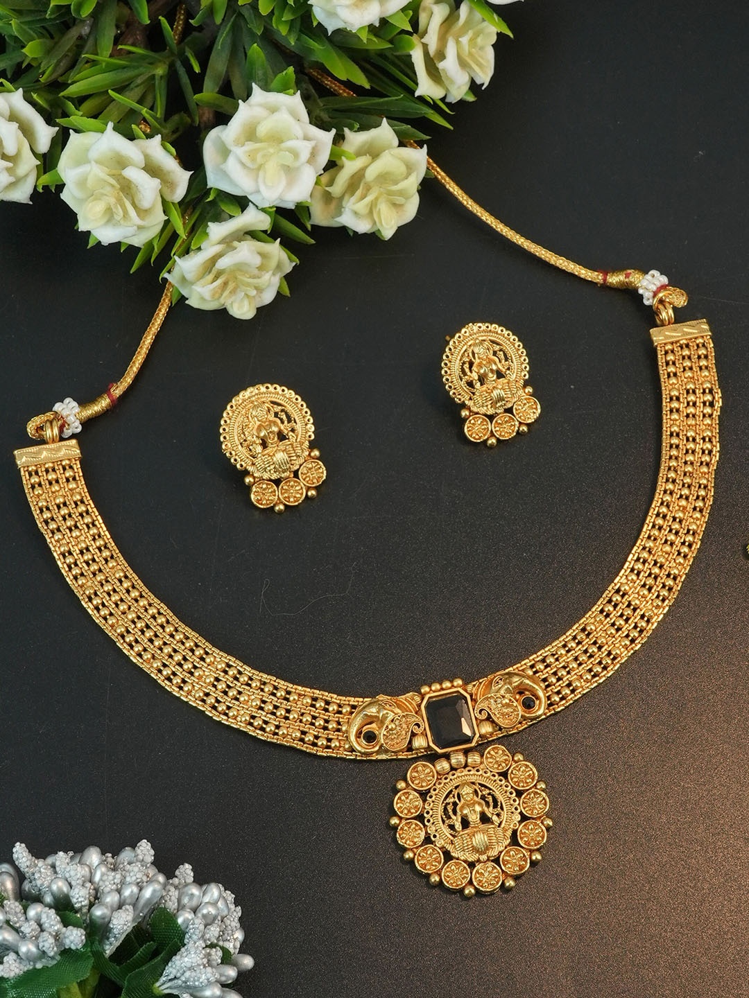 

GRIIHAM Gold-Plated & Cubic Zirconia-Studded Antique Jewellery Set