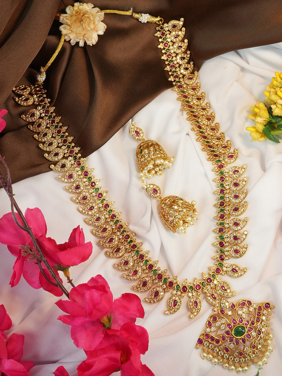 

GRIIHAM Gold-Plated CZ Stone-Studded & Beaded Jewellery Set, Red