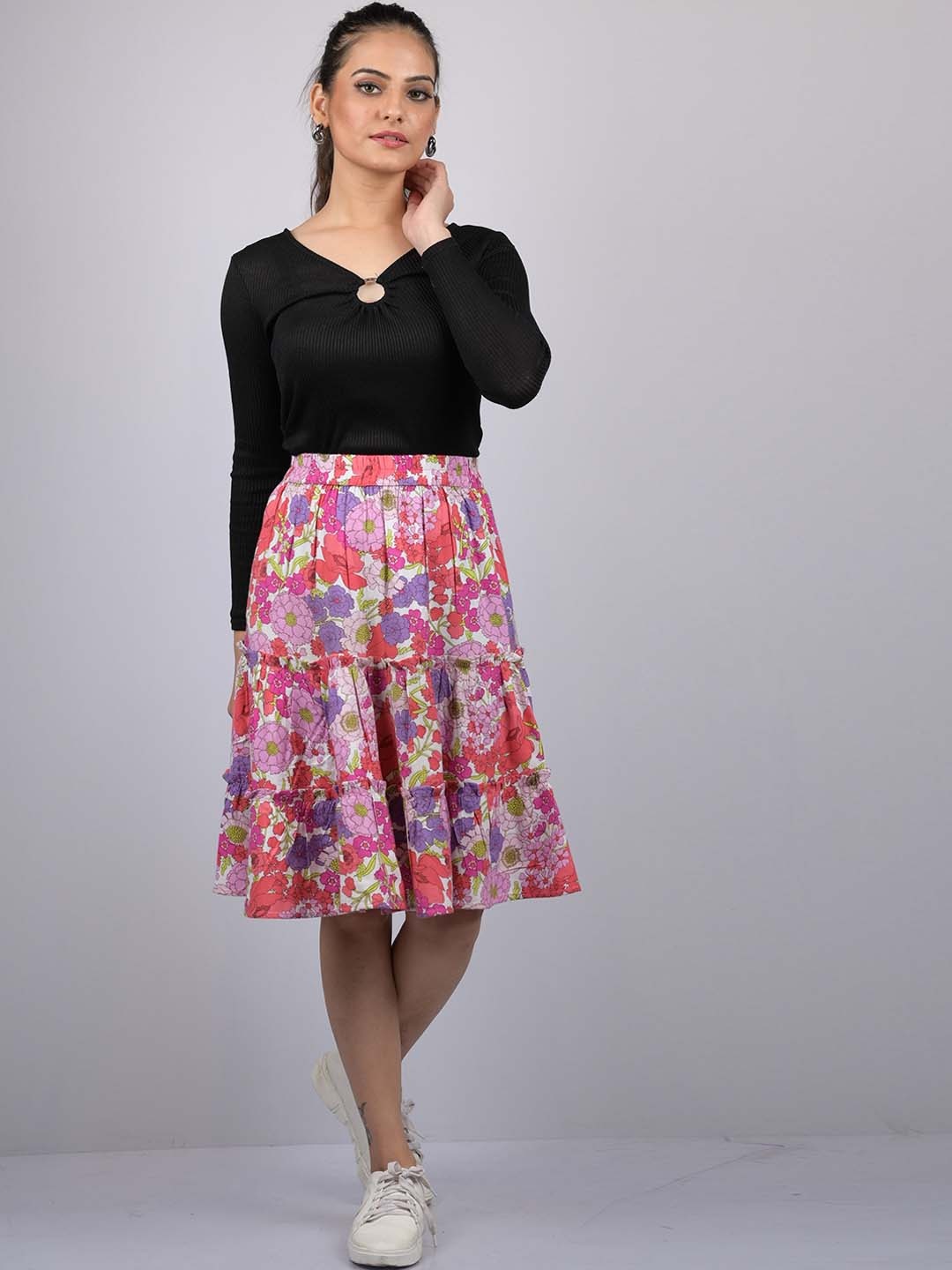 

OWO THE LABEL Floral Printed Flared Knee Length Skirt, Pink