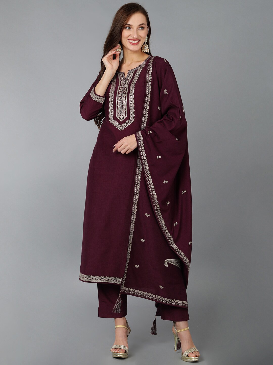 

AHIKA Women Ethnic Motifs Embroidered Sequinned Kurta with Trouser & With Dupatta, Burgundy