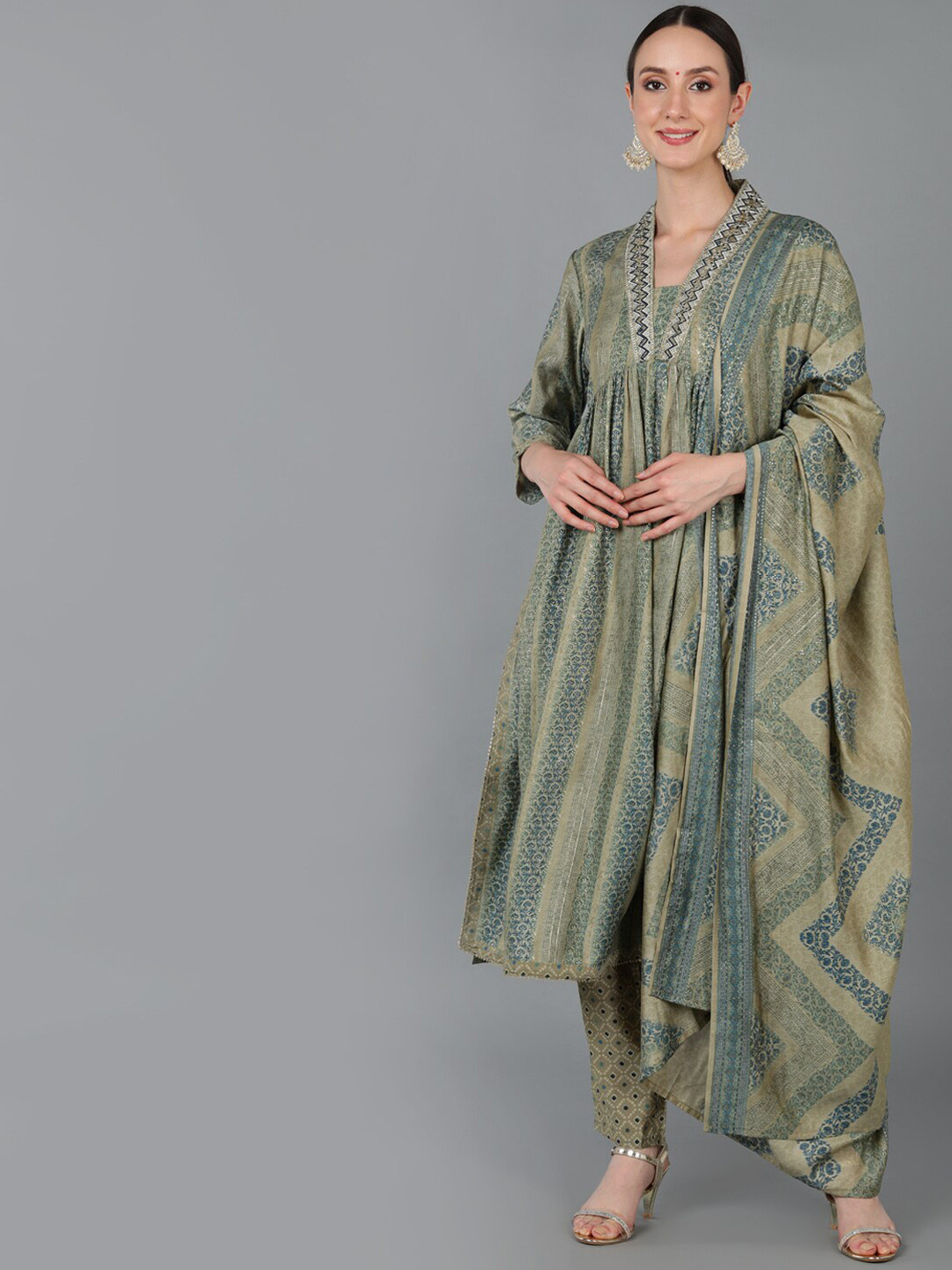 

AHIKA Women Floral Printed Empire Mirror Work Kurta With Trousers & Dupatta, Green