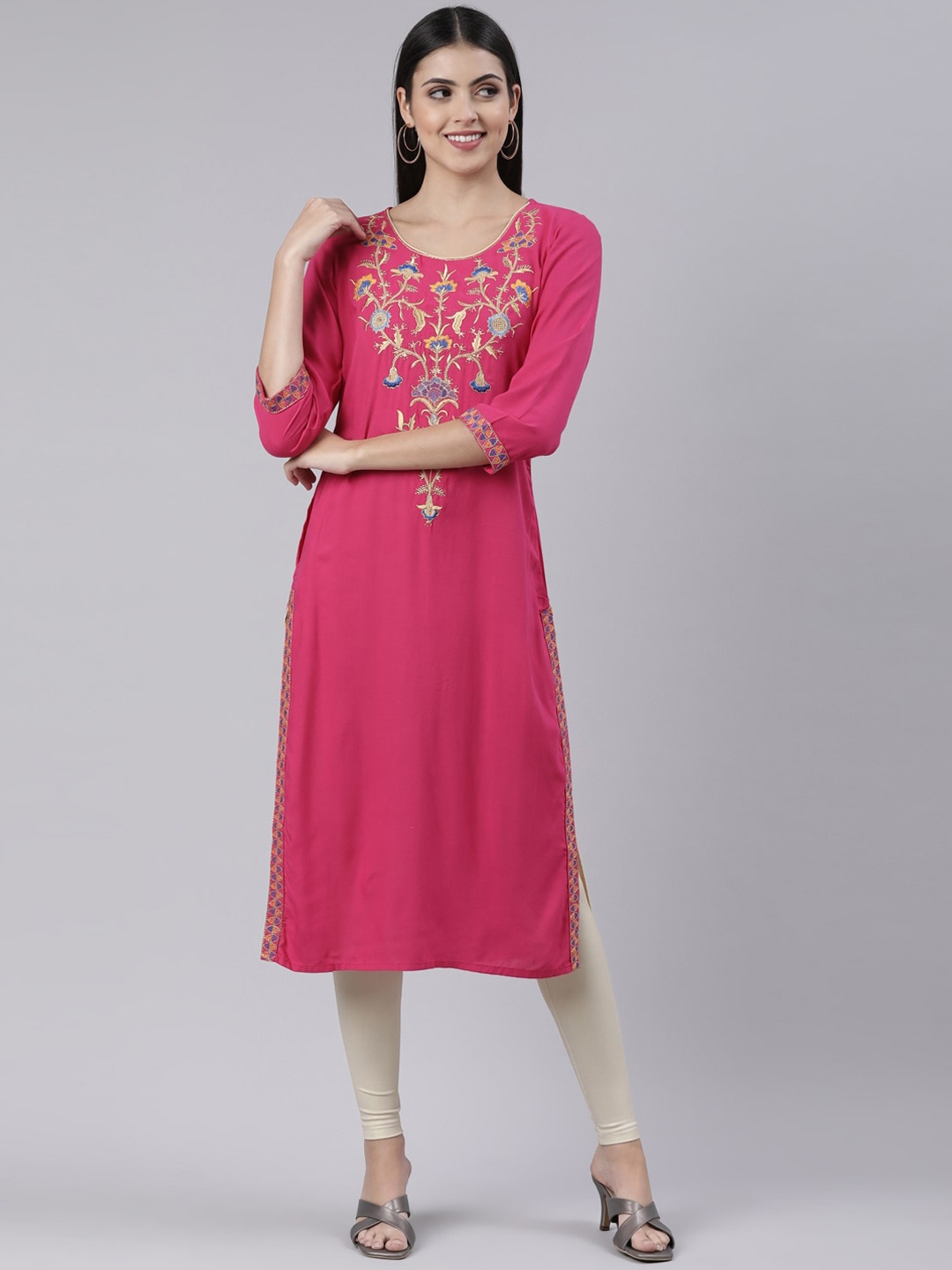 

Souchii Women Ethnic Motifs Embroidered Thread Work Indie Prints Kurta, Pink