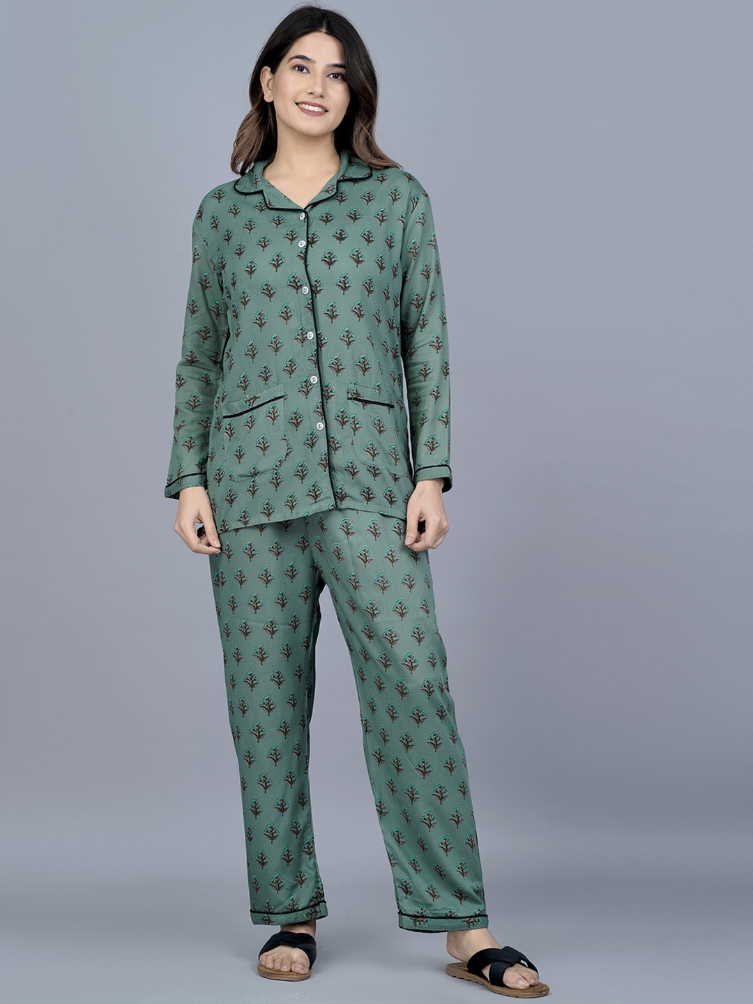 

KALINI Women 2 Pieces Printed Night Suit, Green