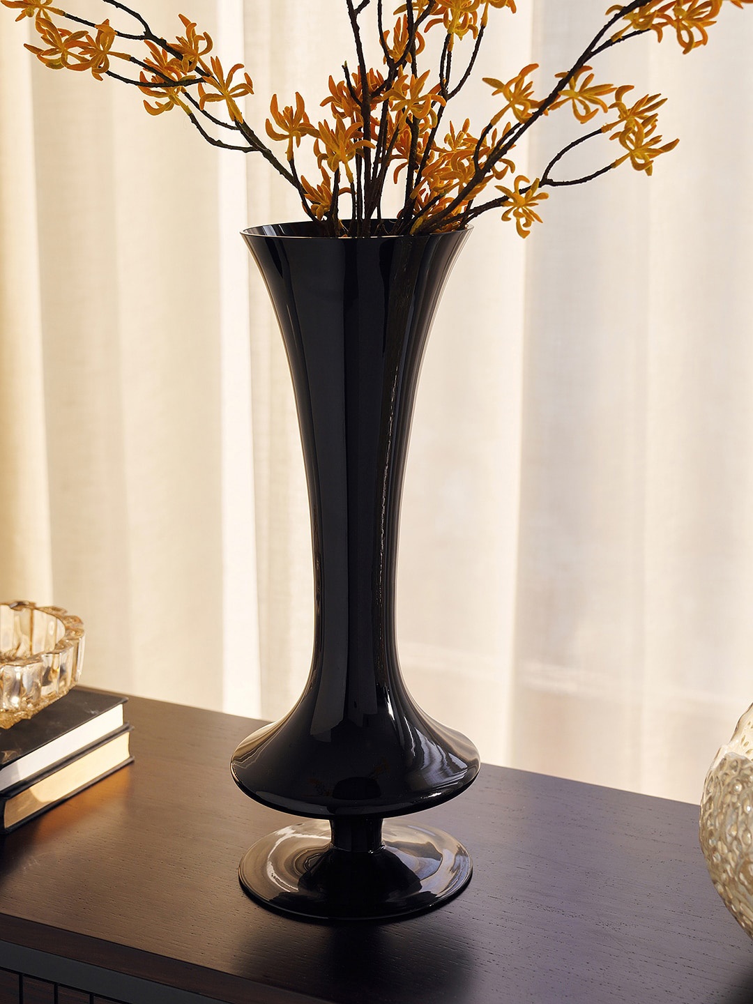 

Pure Home and Living Black Glossy Tapered Glass Flower Vase