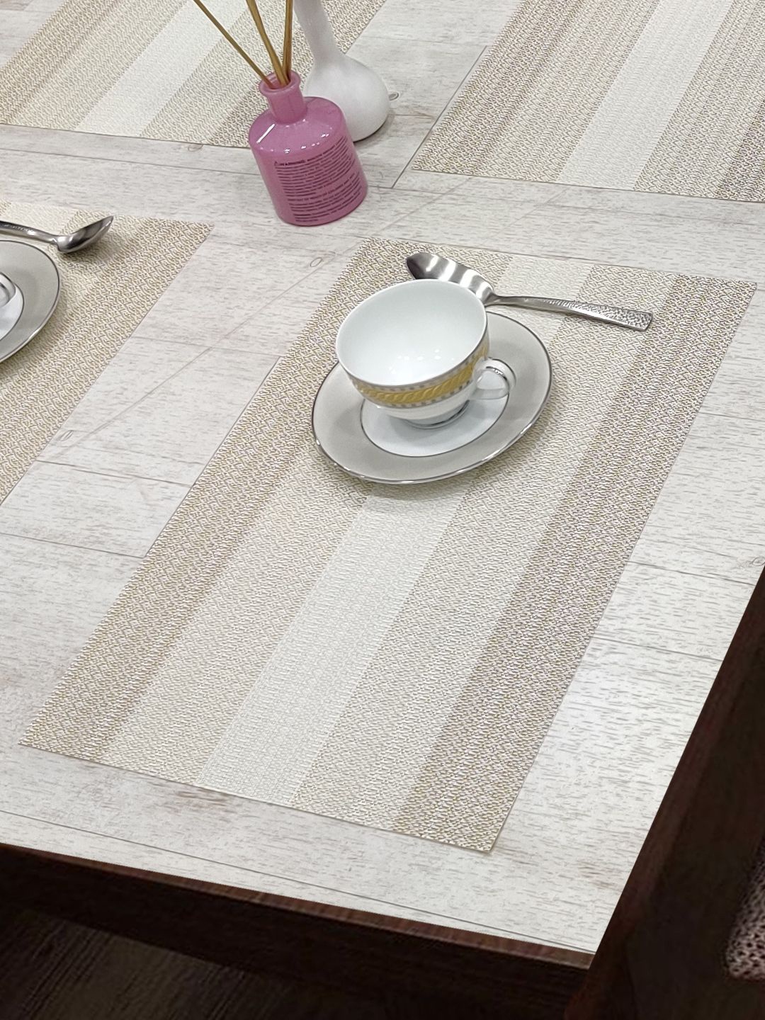 

BIANCA Alpine Taupe and White Set of 6 Striped Woven Pattern Table Placemats