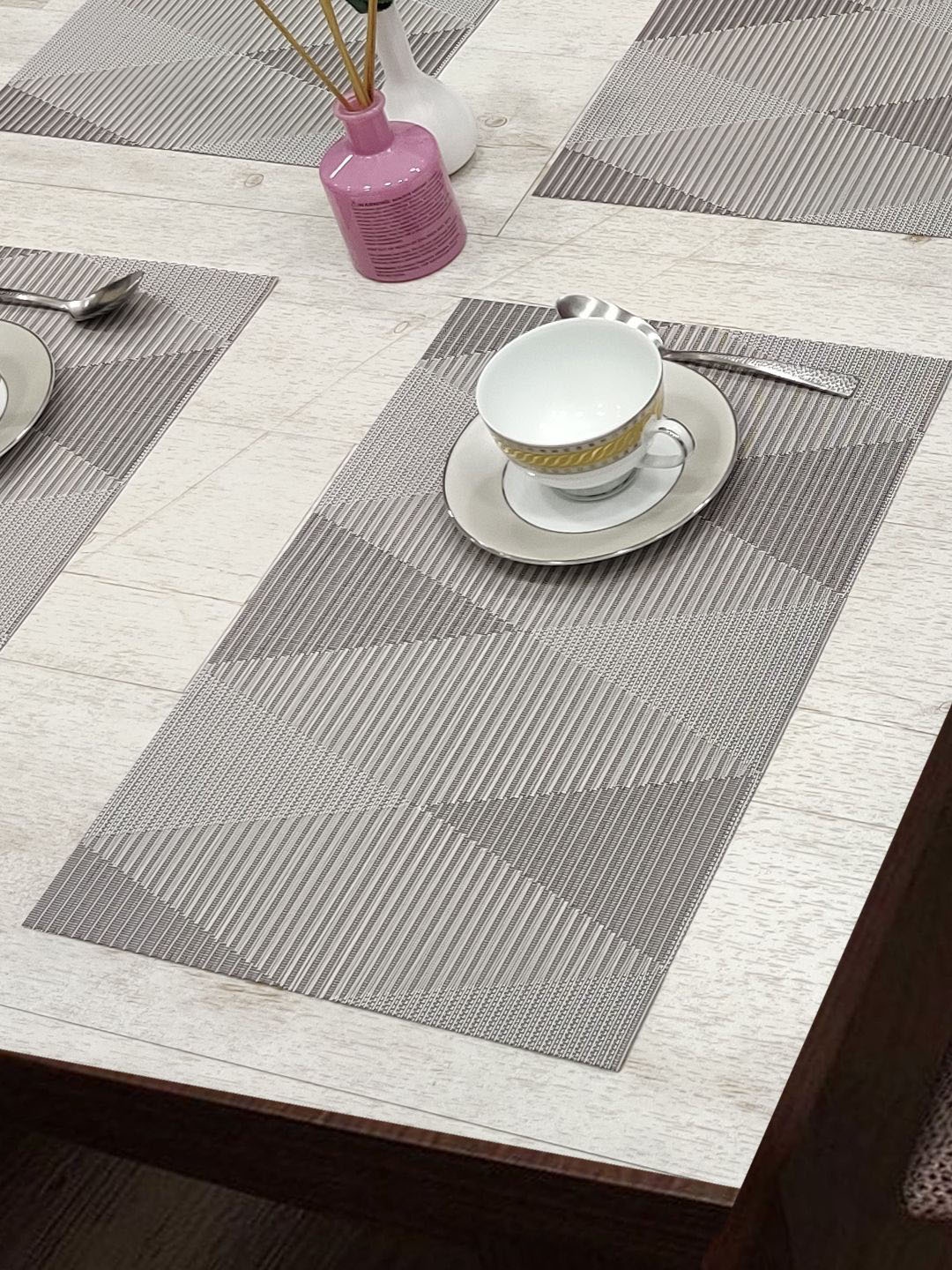 

BIANCA Alpine Grey Set of 6 Geometric Woven Pattern Table Placemats