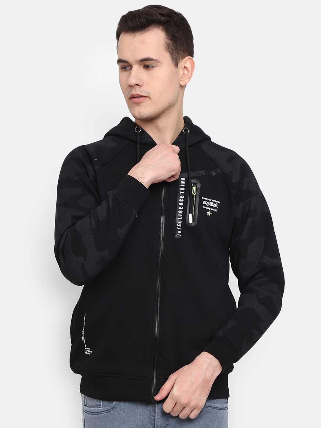 

V-Mart Men Hooded Cotton Sweatshirt, Black