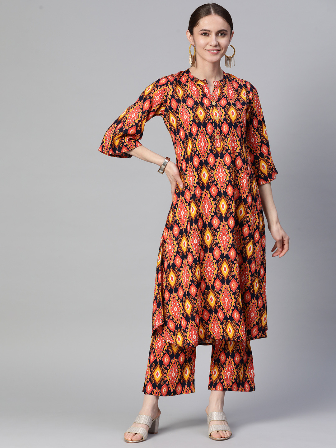 

mokshi Women Ethnic Motifs Printed Kurta with Palazzos, Black