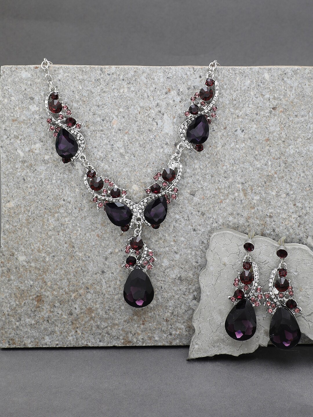 

SOHI Silver-Plated Stone-Studded Jewellery Set, Black