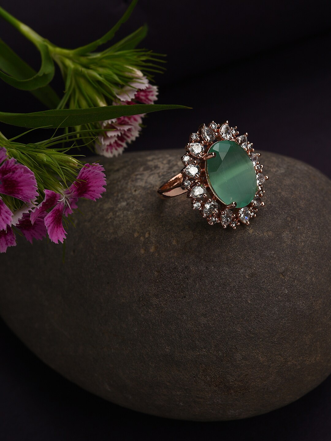 

SOHI Gold-Plated Stone-Studded Finger Ring