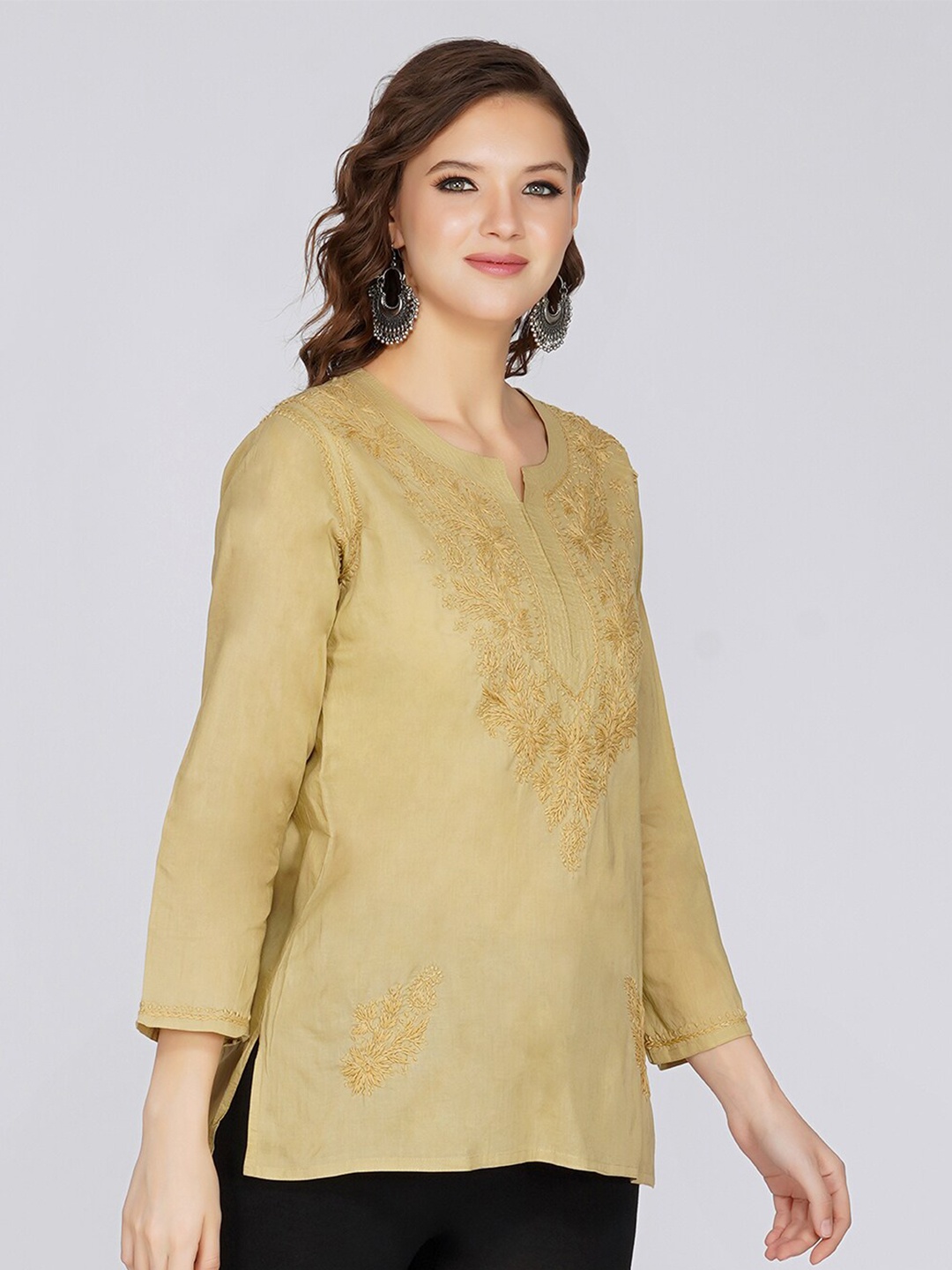 

VAHSON Women Ethnic Motifs Embroidered Chikankari Pure Cotton Kurti, Beige