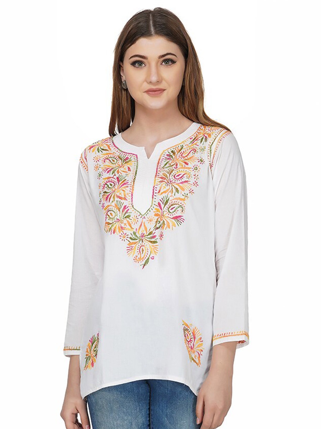 

VAHSON Women Ethnic Motifs Embroidered Chikankari Pure Cotton Kurti, White
