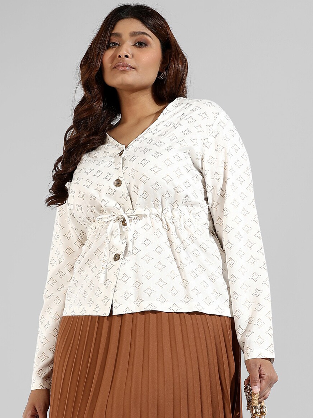 

Instafab Plus Size Geometric Print Shirt Style Top, Off white