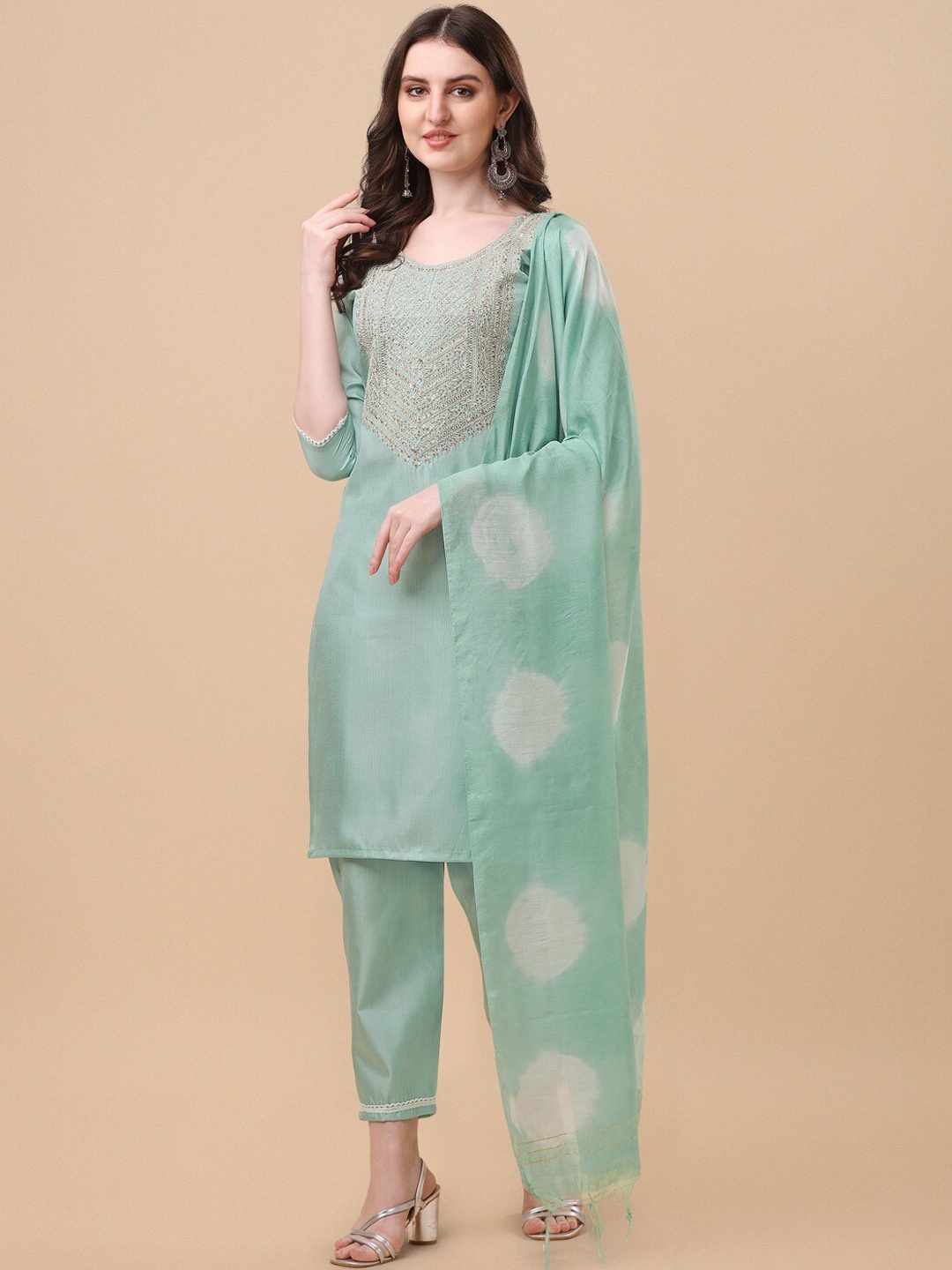 

Angroop Ethnic Motifs Embroidered Kurta with Trousers & Dupatta, Sea green