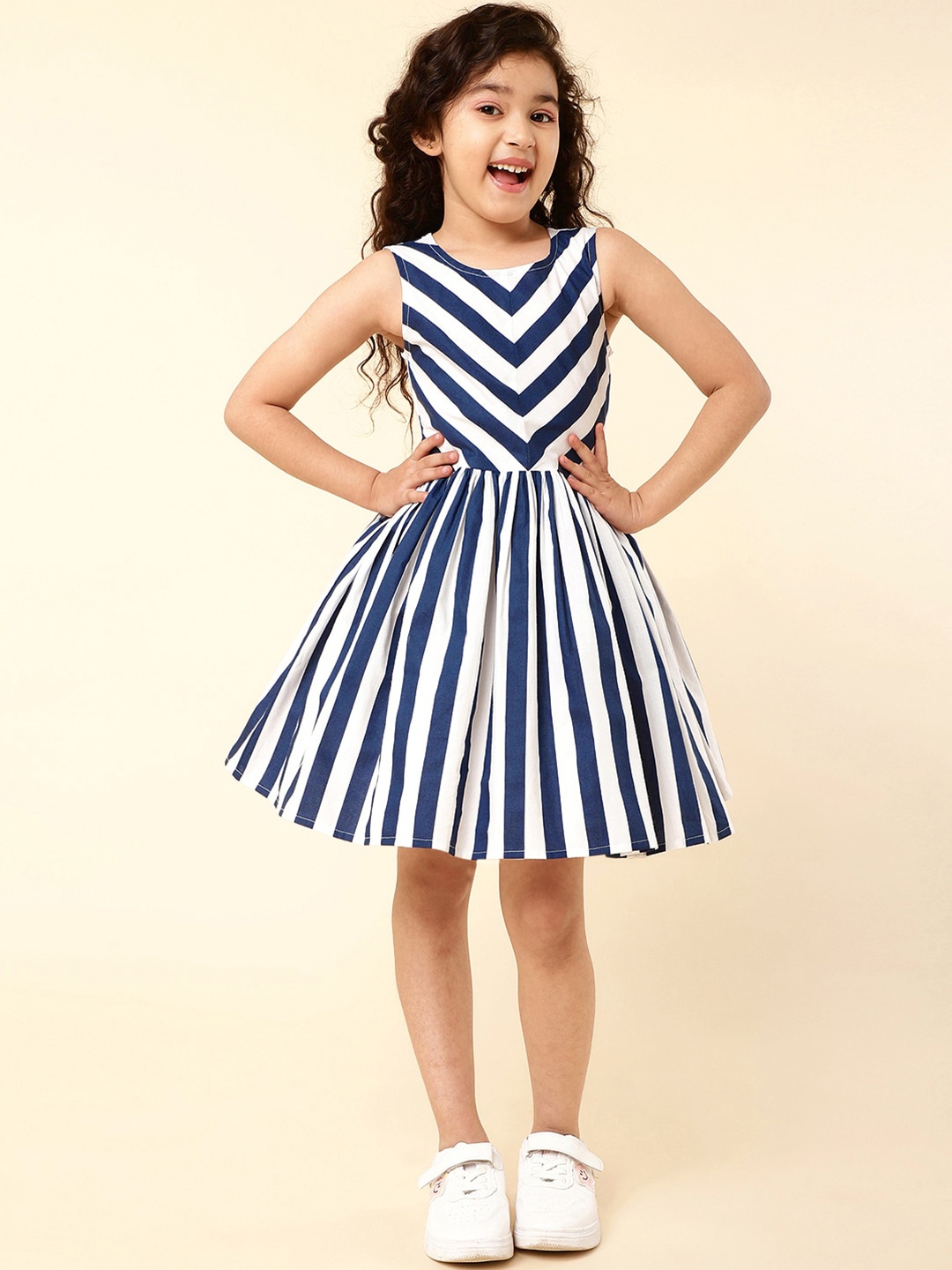 

A T U N Navy Blue Striped Dress