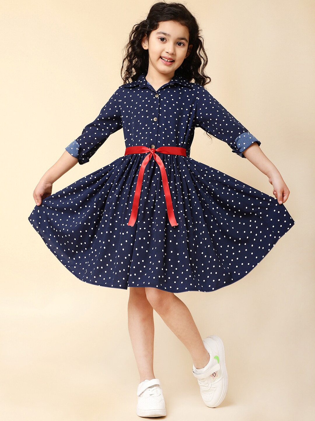 

A T U N Navy Blue Crepe Dress
