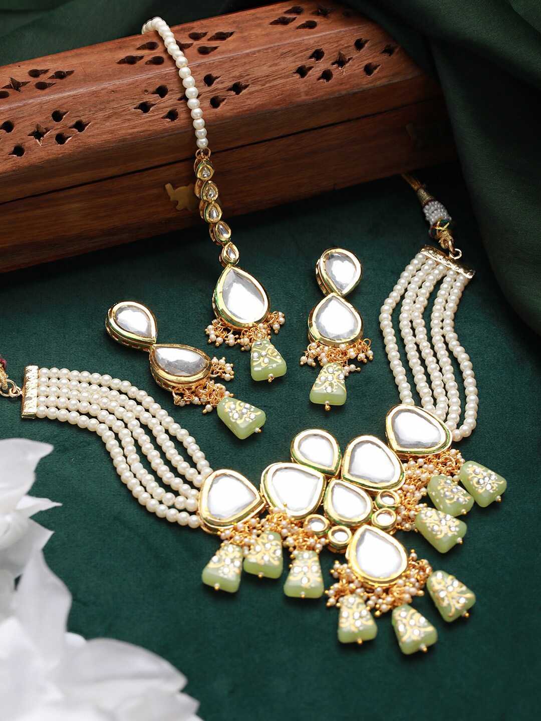 

Jazz and Sizzle Gold-Plated Onyx Stone-Studded & Beaded Choker Jewellery Set