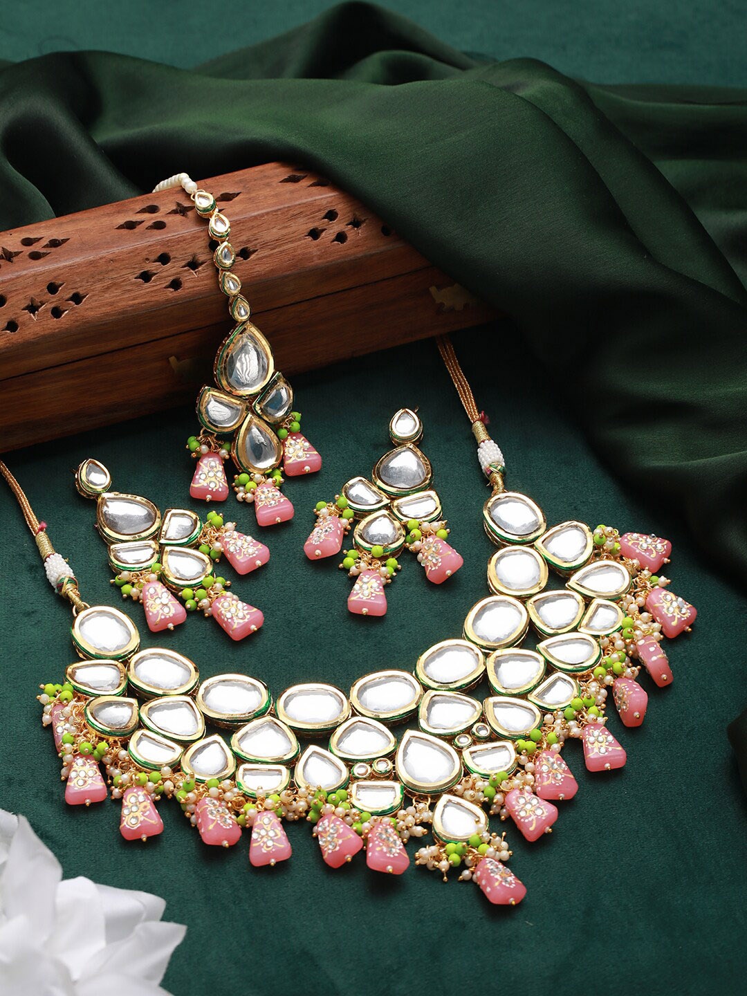 

Jazz and Sizzle Gold-plated Kundan Studded Jewellery Set, Pink