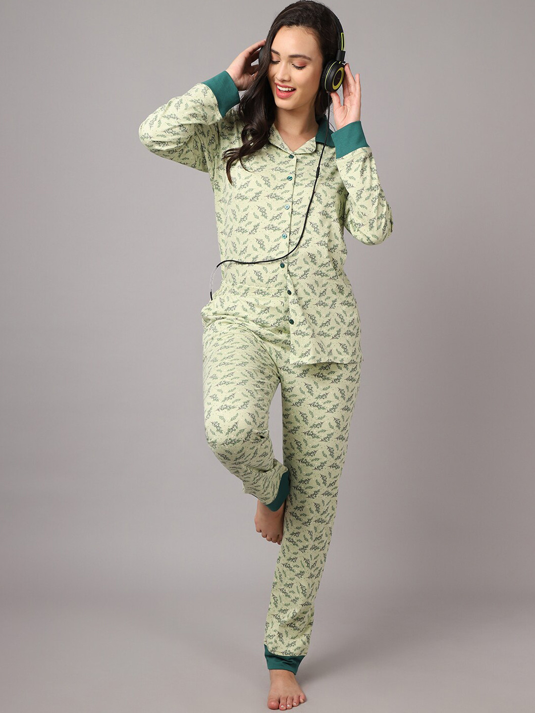 

Aerowarm Women 2 Pieces Floral Printed Pure Cotton Night Suit, Beige