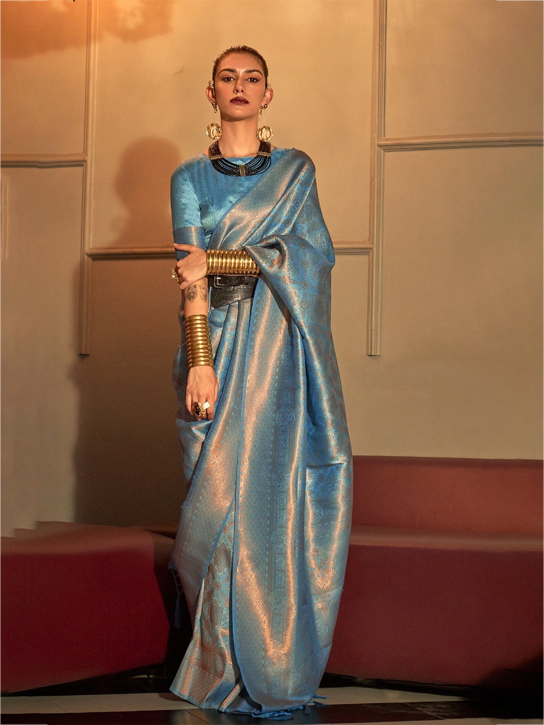 

MOKSHA DESIGNS Woven Design Zari Pure Silk Kanjeevaram Saree, Turquoise blue