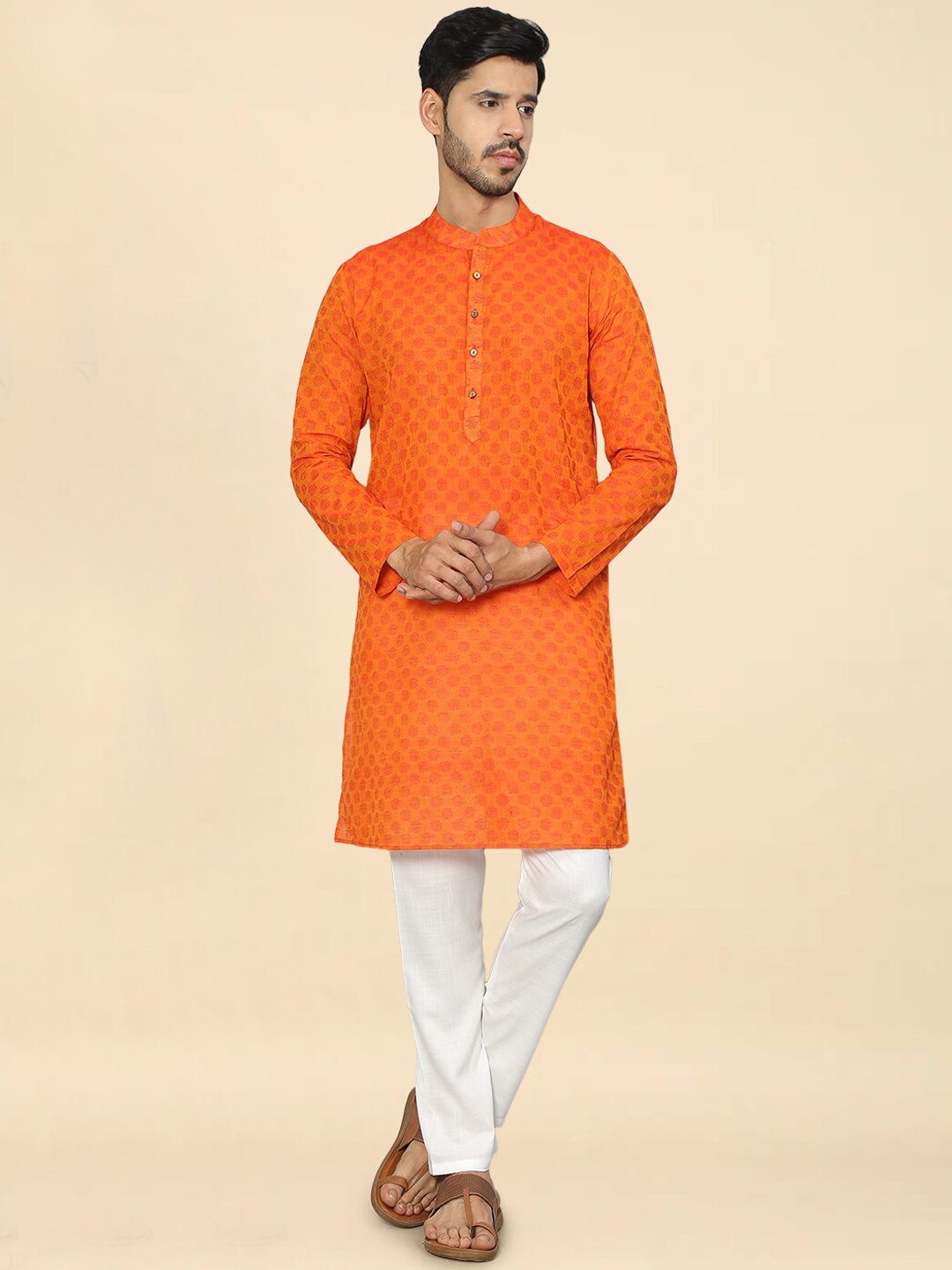 

FLAVIDO Men Ethnic Motifs Pure Cotton Kurta with Pyjamas, Orange