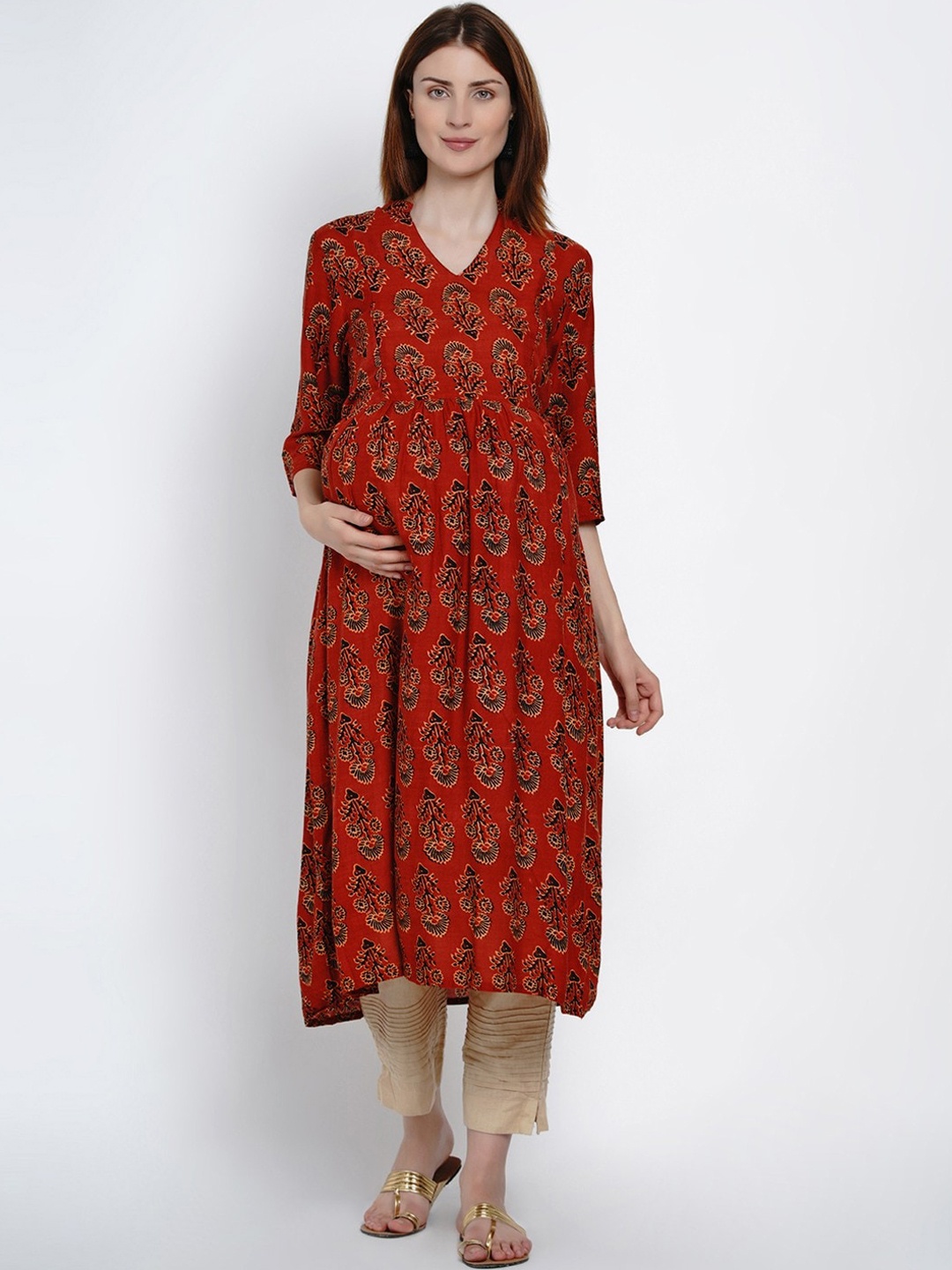 

Mine4Nine Ethnic Motifs Printed V-Neck Maternity Kurta, Red