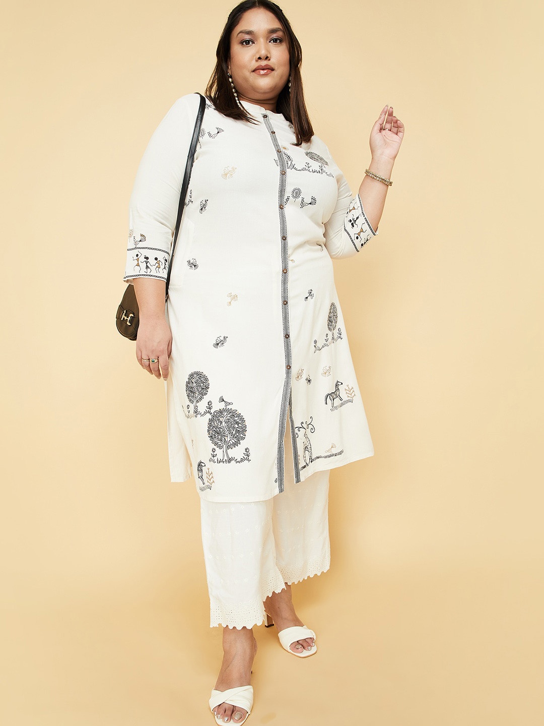 

max Women Plus Size Tribal Printed Kurta, Off white