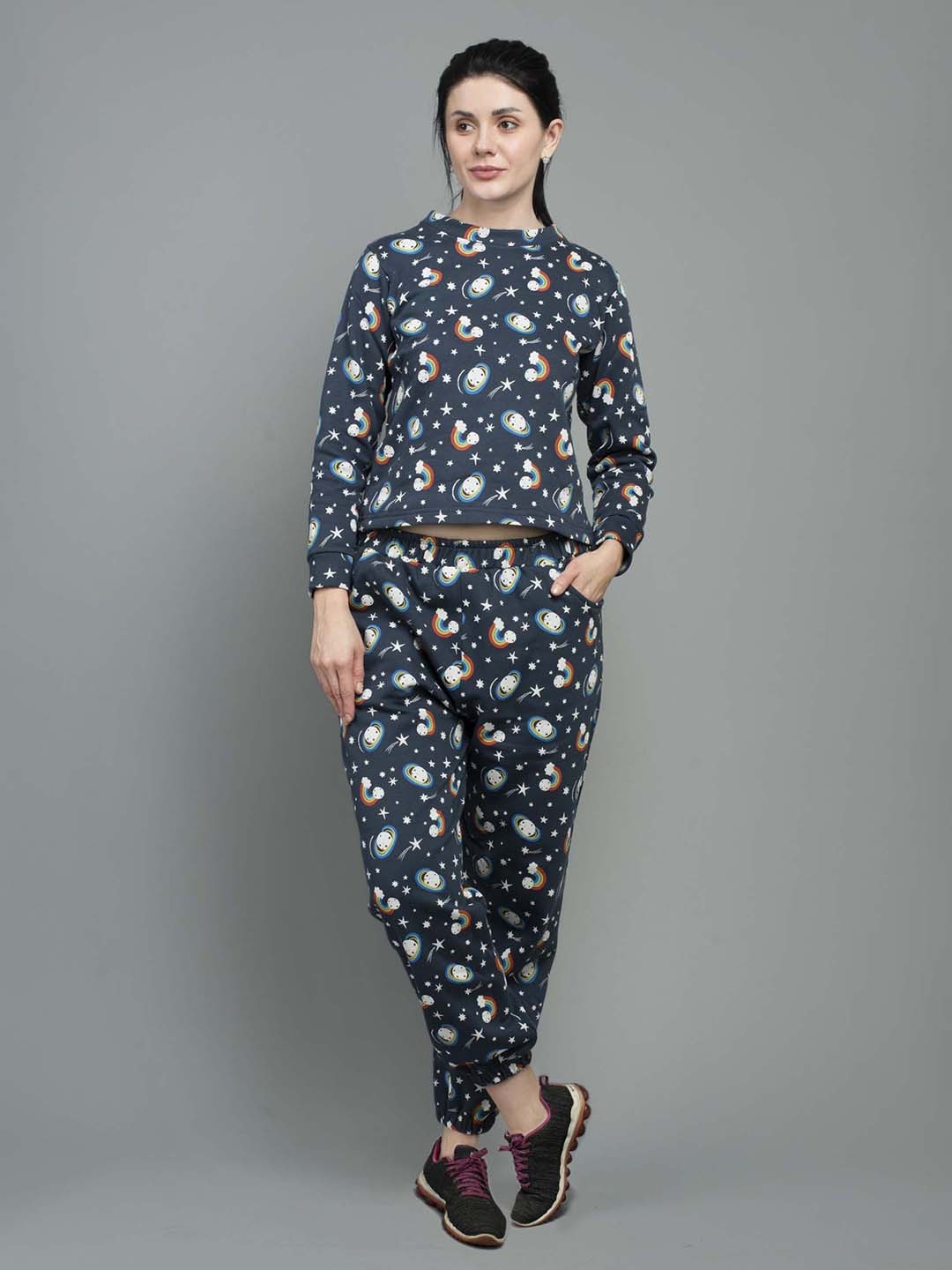 

Keepfit Women Conversational Printed Relaxed-Fit Pullover & Jogger, Blue