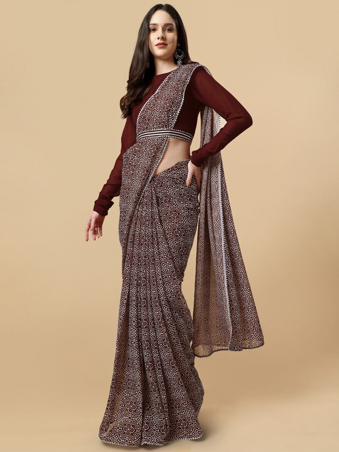

Inddus Bandhani Printed Saree and Belt With Blouse Piece, Brown