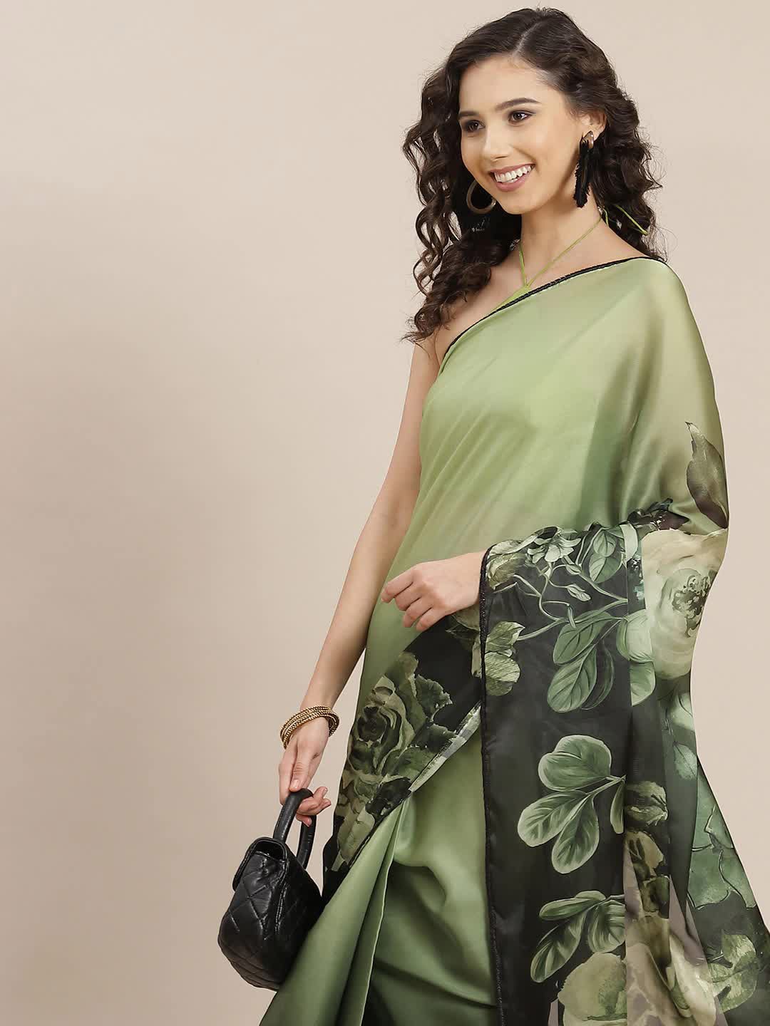 

Sangria Women Floral Digital Printed Saree with Blouse Piece, Green